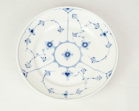 Lunch Plate - Porcelain - Blue painted - Blue Fluted - Bing & Grondahl - Model 
no. 26
Great condition
