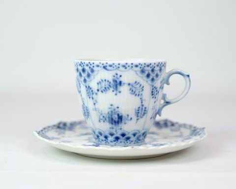Coffee / Teacup - Full lace blue fluting - Royal Copenhagen - no. 1 / 1035
Great condition
