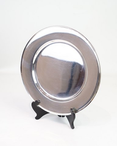 Dækketallerken - Georg Jensen - Sterling Sølv - Pyramide - Model No 600E
Flot stand
