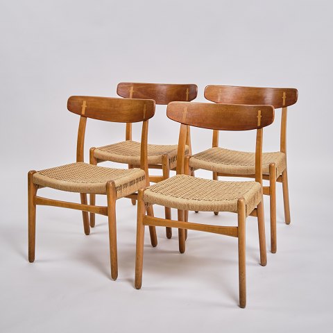 Set of Four Dining Chairs - Model CH23 - Teak - Hans J. Wegner - Carl Hansen & 
Son - 1960s
