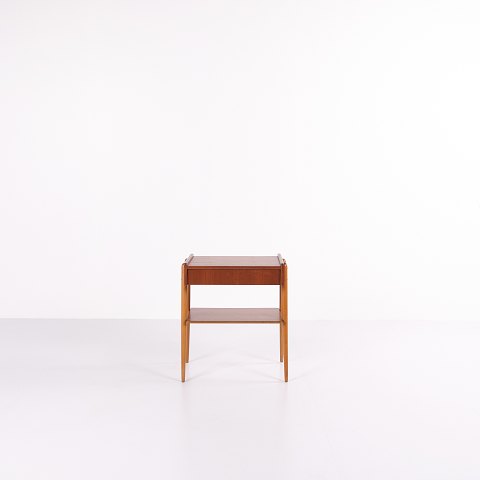 Side/Bedside Table - Teak - AB Carlström & Co furniture factory - Sweden - 1950sGreat condition