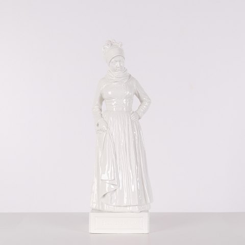 Figurines en porcelaine ...