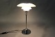 PH 2/1 tablelamp by Poul Henningsen and Louis Poulsen.
5000m2 showroom.
Great condition
