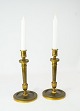 A set of candlesticks in bronze from France around the 1860s.
5000m2 showroom.
