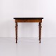 Table à jeux ancienne en acajou et noyer avec ferrures en laiton des années 1860
